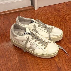 Golden Goose Sneakers